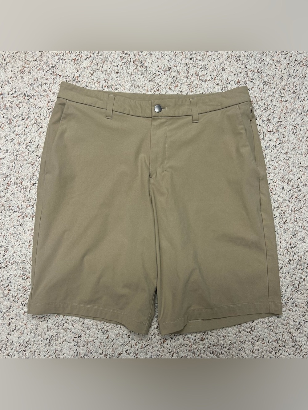 Lululemon Commission Short Relaxed Warpstreme 11” Men’s Size 34 M7A83S Beige